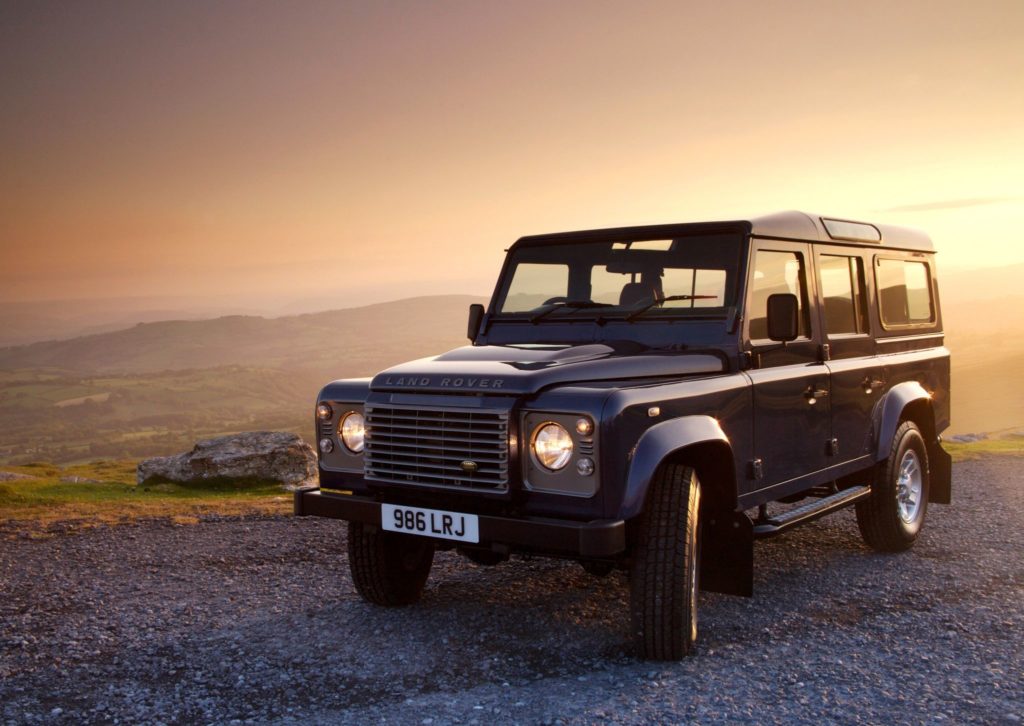 land_rover_defender_110_1st_f_suv5d-3100