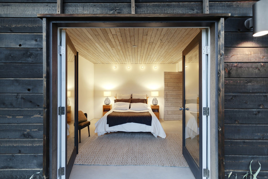 510-cabin-hunter-leggitt-studio-13